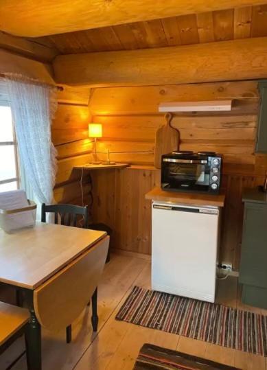 Stallen - Koselig Lite Hus Pa Gardstun Skjåk Buitenkant foto