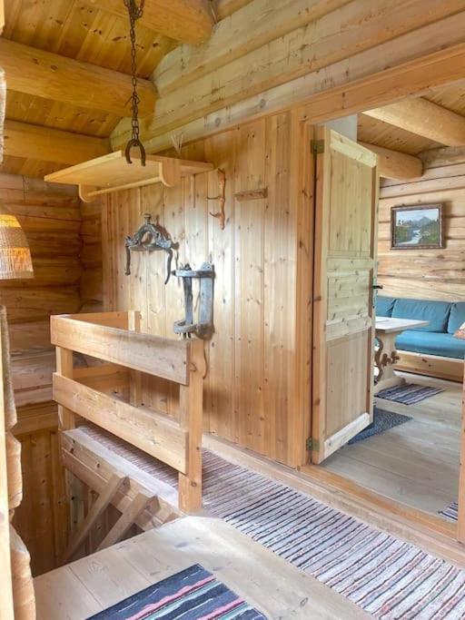 Stallen - Koselig Lite Hus Pa Gardstun Skjåk Buitenkant foto
