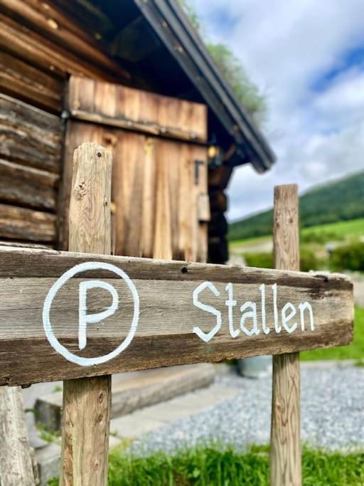 Stallen - Koselig Lite Hus Pa Gardstun Skjåk Buitenkant foto